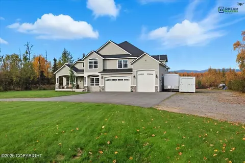 Exterior - 2235 E Vision View Dr, Wasilla, AK 99654 photo 7 of 10