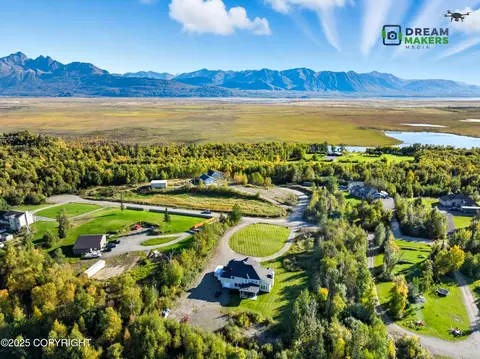 View/Area - 2235 E Vision View Dr, Wasilla, AK 99654 photo 3 of 8