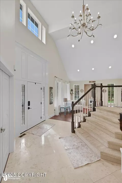 Entry Way - 2235 E Vision View Dr, Wasilla, AK 99654 photo 5 of 10