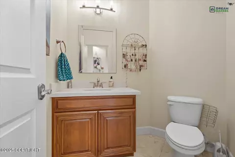 Bath - 2235 E Vision View Dr, Wasilla, AK 99654 photo 4 of 5