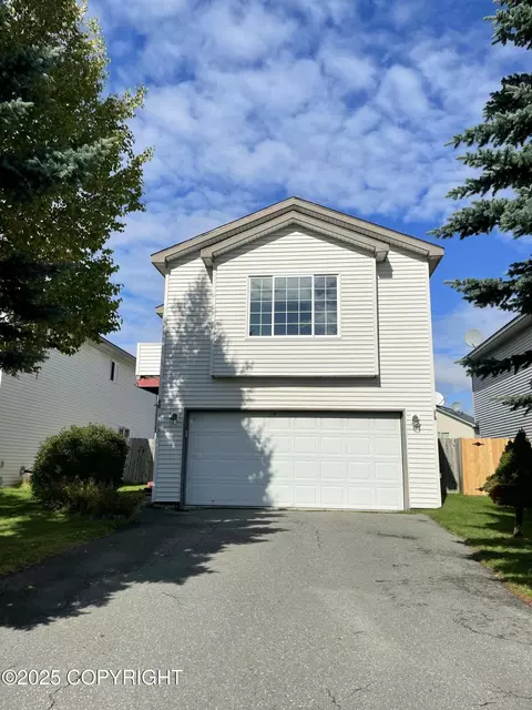 11050 Retreat Cir, Anchorage, AK 99515