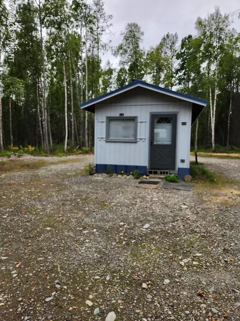 48400 S Bendapole Rd, Willow, AK 99688