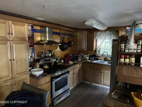 6345 Thurman Dr, Anchorage, AK 99502