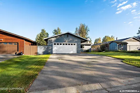 6810 Burlwood Dr, Anchorage, AK 99507