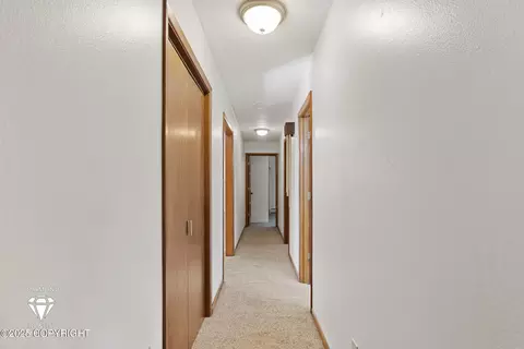 Entry Way - 8301 E 20th Ave, Anchorage, AK 99504 photo 4 of 5