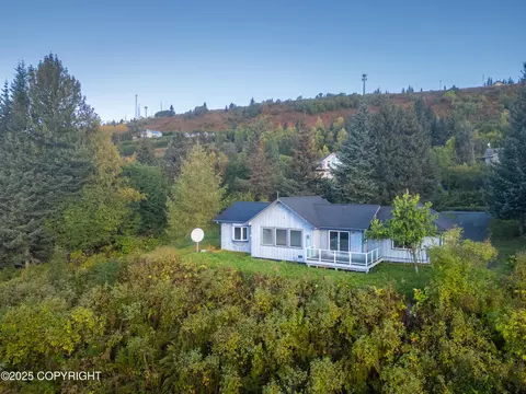 1384 Race Rd, Homer, AK 99603