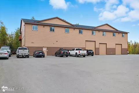 3253 W Coghlan Cir, Wasilla, AK 99654