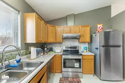 5460 E 4th Ave, Anchorage, AK 99508 photo 14