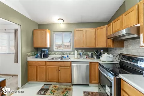 5460 E 4th Ave, Anchorage, AK 99508 photo 12