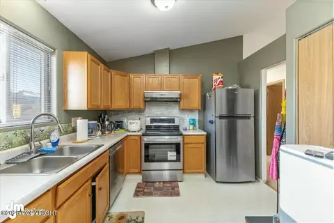 5460 E 4th Ave, Anchorage, AK 99508 photo 13