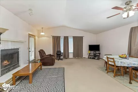 5460 E 4th Ave, Anchorage, AK 99508 photo 6