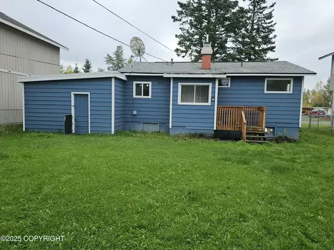 Exterior - 6401 E 9th Ave, Anchorage, AK 99504 photo 3 of 6