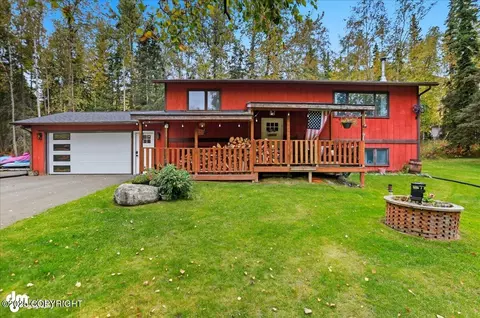 20627 Raven Dr, Eagle River, AK 99577