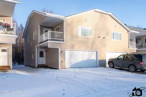 6857 Brittany Rock Way # 9, Anchorage, AK 99504