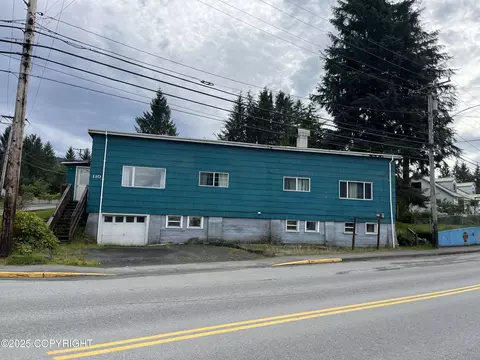110 Lumber St, Petersburg, AK 99833
