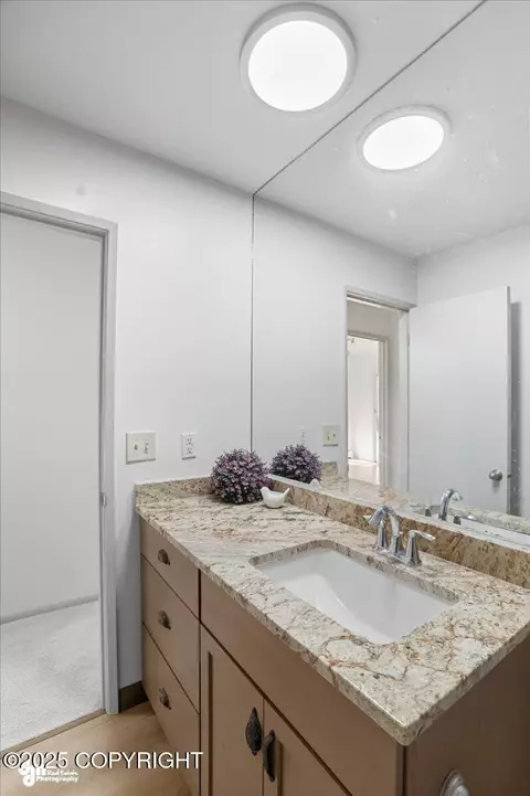7835 Highlander Dr, Anchorage, AK 99518 photo 23