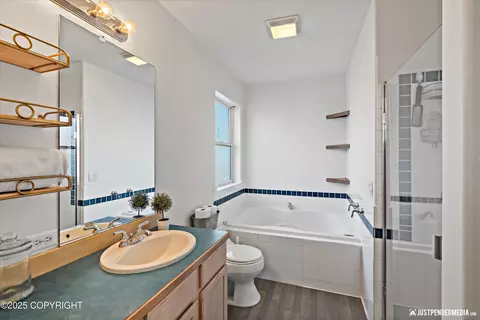Bath - 8160 Berry Patch Dr, Anchorage, AK 99502 photo 2 of 4