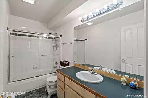 Bath - 8160 Berry Patch Dr, Anchorage, AK 99502 photo 4 of 4
