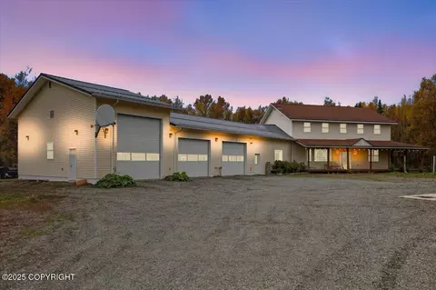 1709 W Clydesdale Dr, Wasilla, AK 99654