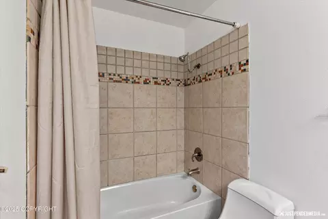 Bath - 3601 Raspberry Rd # 1A, Anchorage, AK 99502 photo 3 of 5