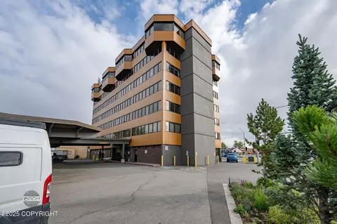 1113 W Fireweed Ln #307, Anchorage, AK 99503