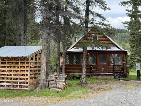 000 Tok Cutoff Hwy, Gakona, AK 99586