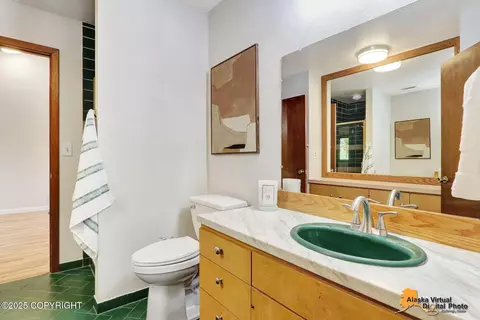 Bath - 6607 Chevigny St, Anchorage, AK 99502 photo 2 of 6