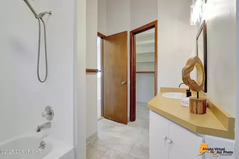 Bath - 6607 Chevigny St, Anchorage, AK 99502 photo 5 of 6