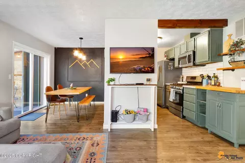 Dining - 1826 Bellevue Loop, Anchorage, AK 99515 photo 1 of 3