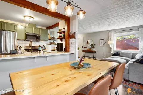 Dining - 1826 Bellevue Loop, Anchorage, AK 99515 photo 3 of 3