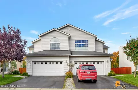 11488 Discovery View Dr, Anchorage, AK 99515
