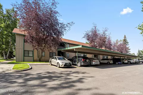 3081 Lois Dr # 812, Anchorage, AK 99517