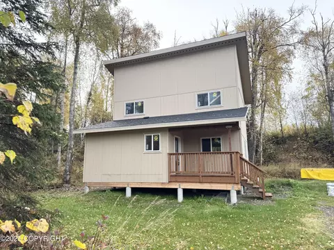 10036 W Fairchild St, Wasilla, AK 99623