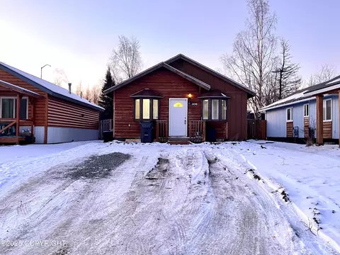 7809 Regal Mountain Cir, Anchorage, AK 99504