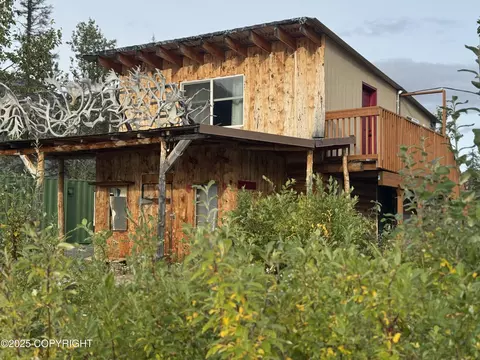 Mi 214.5 Parks Highway, Cantwell, AK 99729