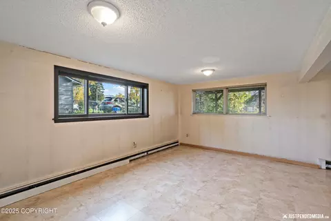 3201 E 43rd Ave, Anchorage, AK 99508 photo 28