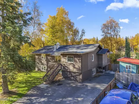 6962 Terry St, Anchorage, AK 99502