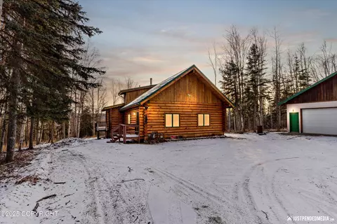 5770 W Shady Grove Ln, Wasilla, AK 99623