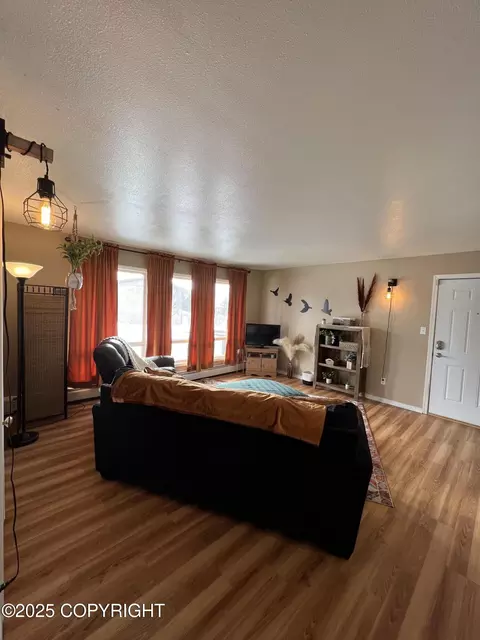 3901 E 9th Ave, Anchorage, AK 99508 photo 3