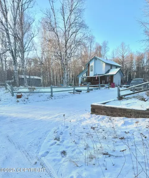 4360 N Cedarwood Dr, Wasilla, AK 99654