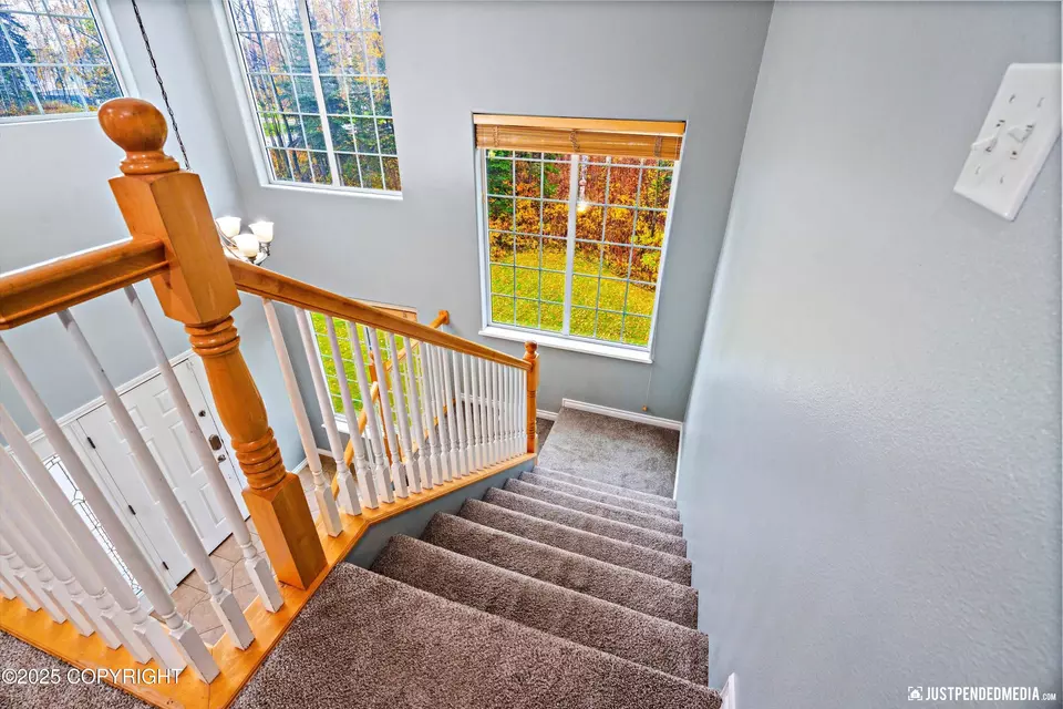 Entry Way - 3140 S Heritage Farm Rd, Wasilla, AK 99654 photo 5 of 6