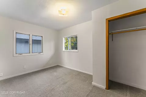 Bedroom - 3731 Mccain Loop, Anchorage, AK 99503 photo 4 of 5