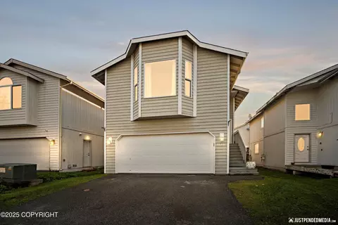 1480 N Heather Meadows Loop, Anchorage, AK 99507