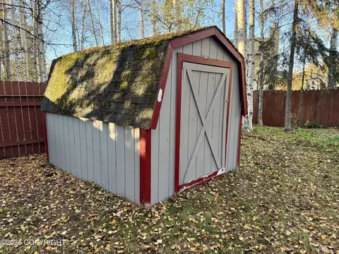 Exterior - 17749 Kiloana Cir, Eagle River, AK 99577 photo 9 of 15