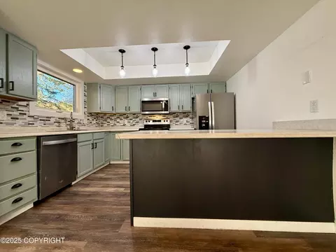 Kitchen - 17749 Kiloana Cir, Eagle River, AK 99577 photo 6 of 6