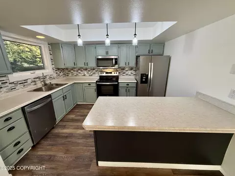 Kitchen - 17749 Kiloana Cir, Eagle River, AK 99577 photo 1 of 6