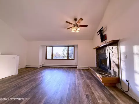 Living - 17749 Kiloana Cir, Eagle River, AK 99577 photo 4 of 6
