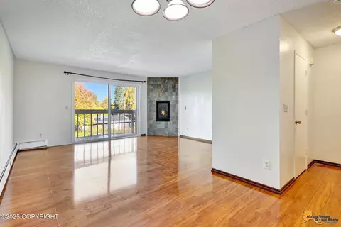 Living - 400 E 24th Ave # 4, Anchorage, AK 99503 photo 4 of 4