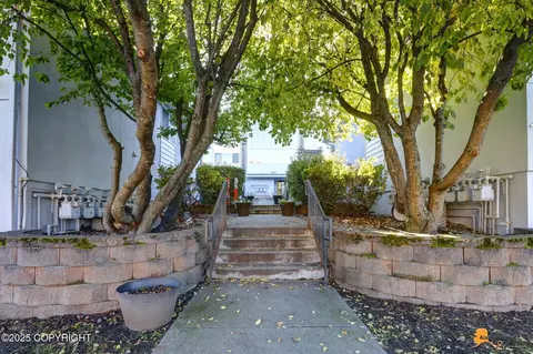 Exterior - 400 E 24th Ave # 4, Anchorage, AK 99503 photo 10 of 10