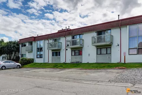 Exterior - 400 E 24th Ave # 4, Anchorage, AK 99503 photo 1 of 10